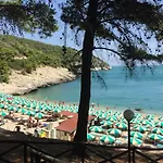 펜션 Danila Pugnochiuso Le Macine