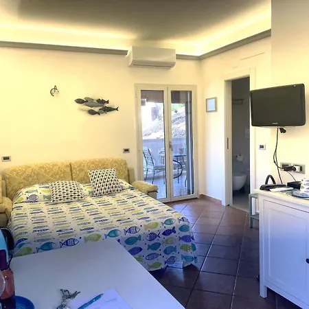 Danila Pugnochiuso Le Macine Vieste